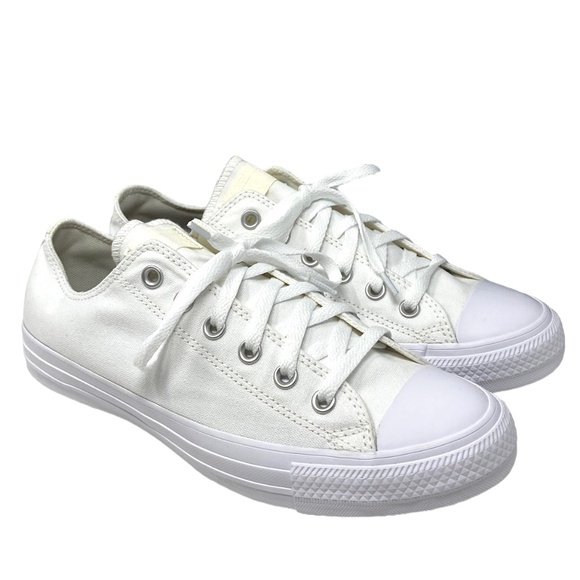 Converse Chuck Taylor Low Top Shoes Skate Canvas White Women's Casual A02175C-WW - Picture 1 of 9